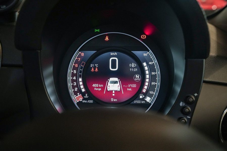 2023 Abarth 695 Competizione Photo 13