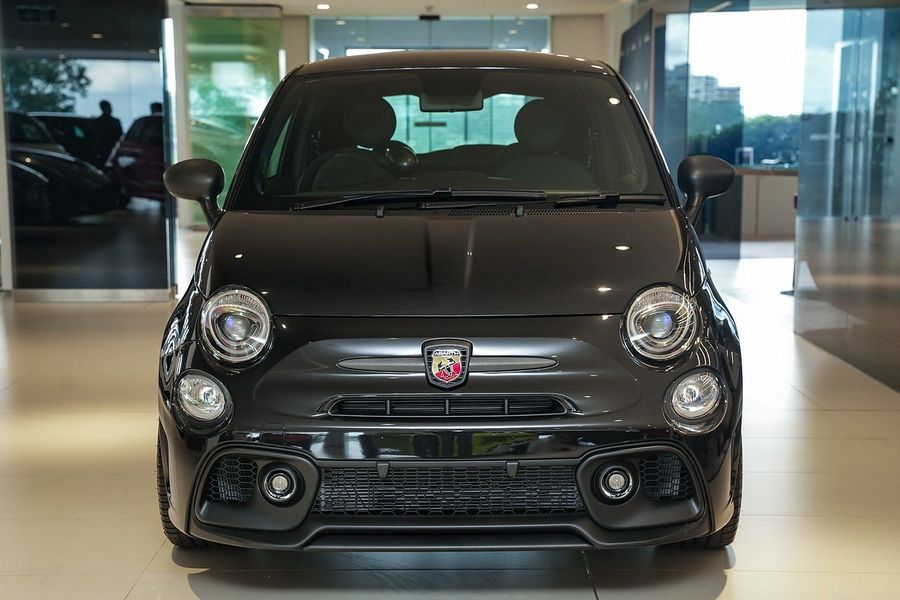 2023 Abarth 695 Competizione Photo 2