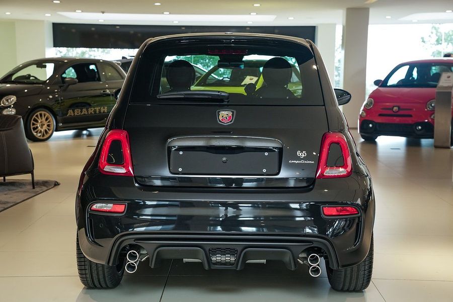 2023 Abarth 695 Competizione Photo 6