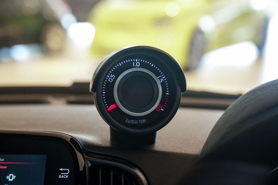 2023 Abarth 695 Competizione Photo 15