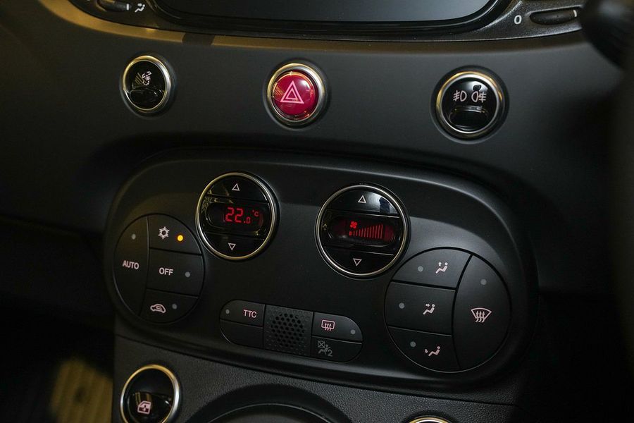 2023 Abarth 695 Competizione Photo 18