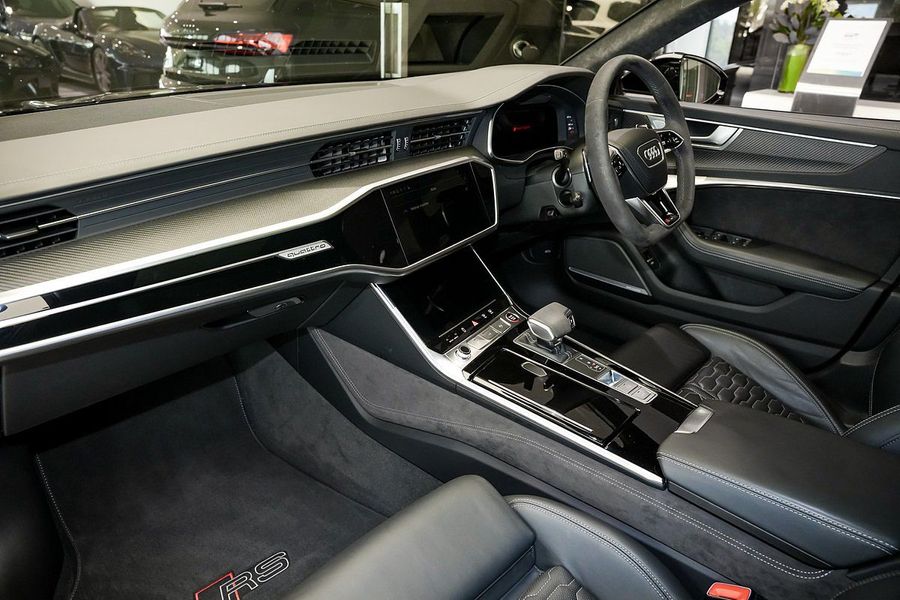 2021 Audi RS6 C8 Photo 12