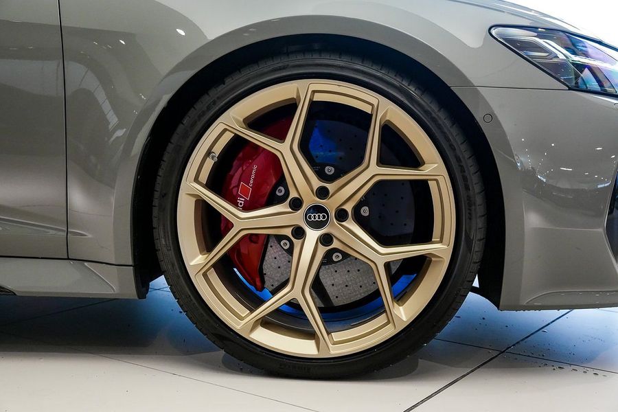 2021 Audi RS6 C8 Photo 26