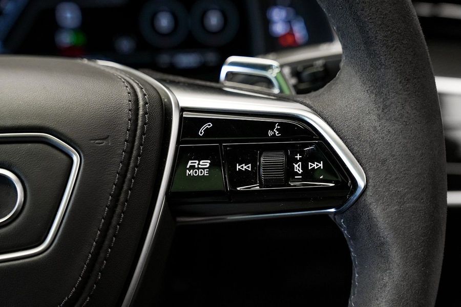 2021 Audi RS6 C8 Photo 22