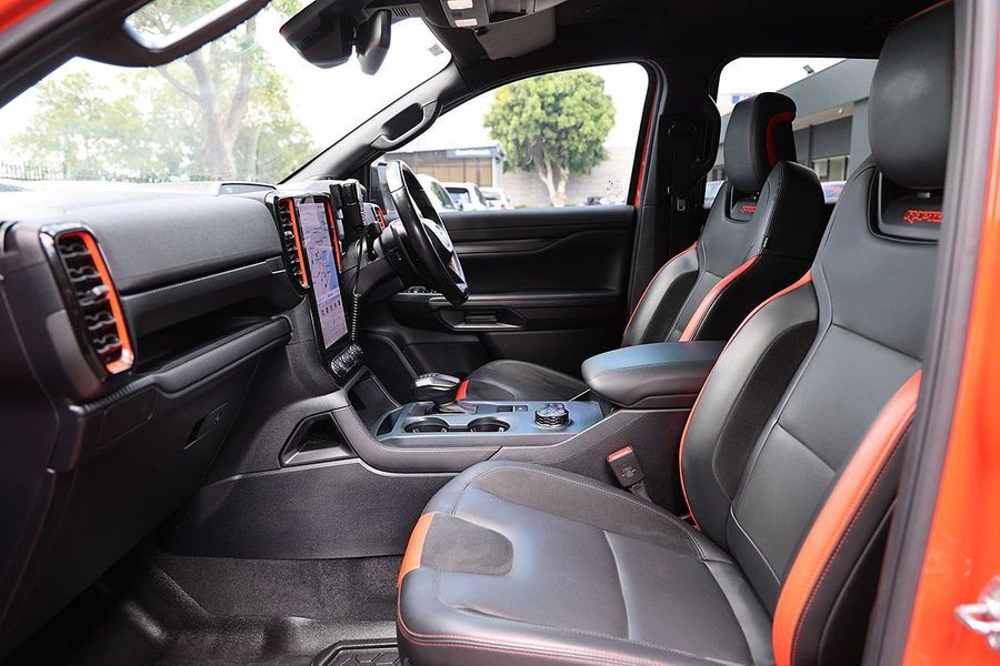 2023 Ford Ranger Raptor 4X4 3.0L Photo 27