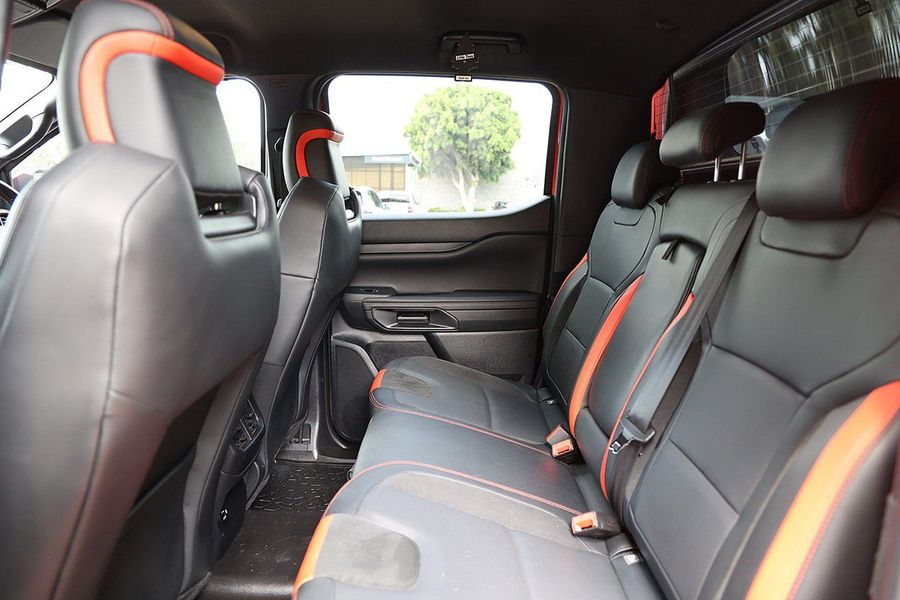 2023 Ford Ranger Raptor 4X4 3.0L Photo 25