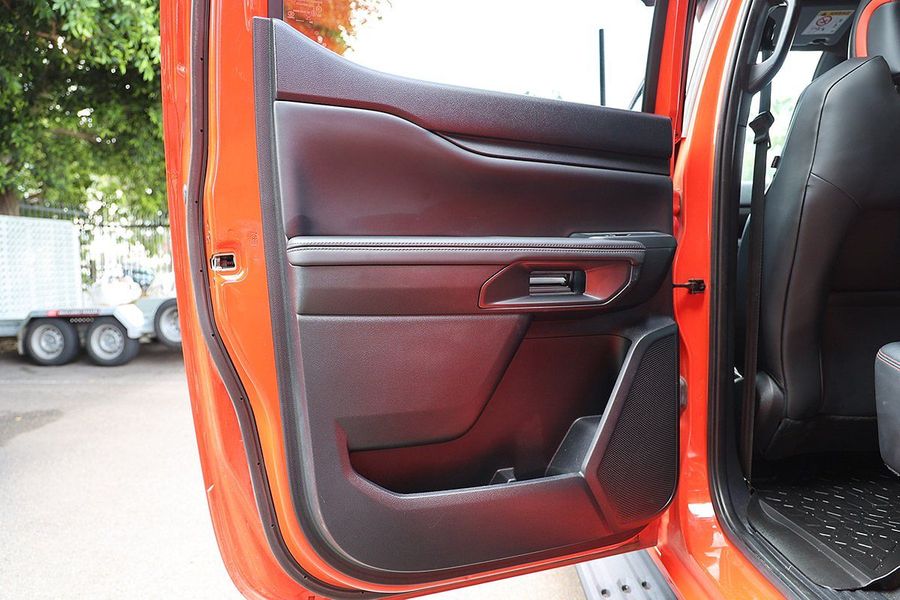 2023 Ford Ranger Raptor 4X4 3.0L Photo 24