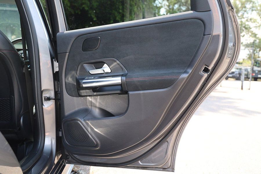 2020 Mercedes-Benz B-Class B180 W247 Photo 20