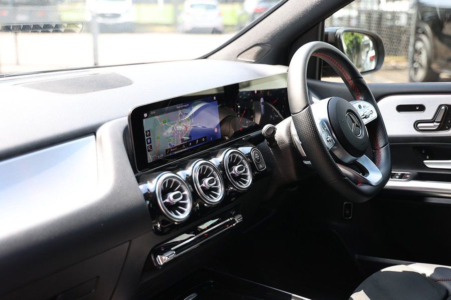 2020 Mercedes-Benz B-Class B180 W247 Photo 27