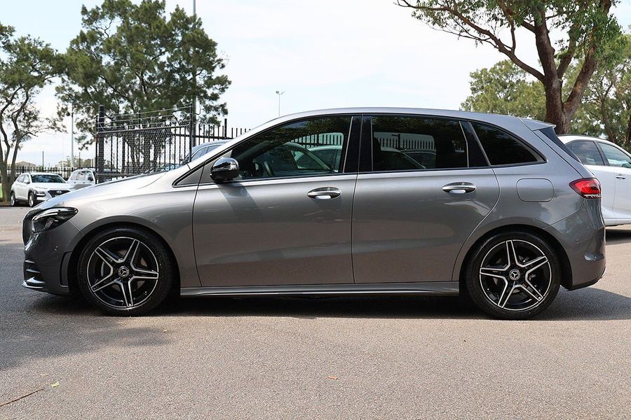 2020 Mercedes-Benz B-Class B180 W247 Photo 4