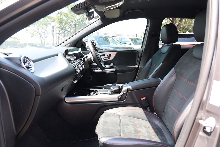 2020 Mercedes-Benz B-Class B180 W247 Photo 25