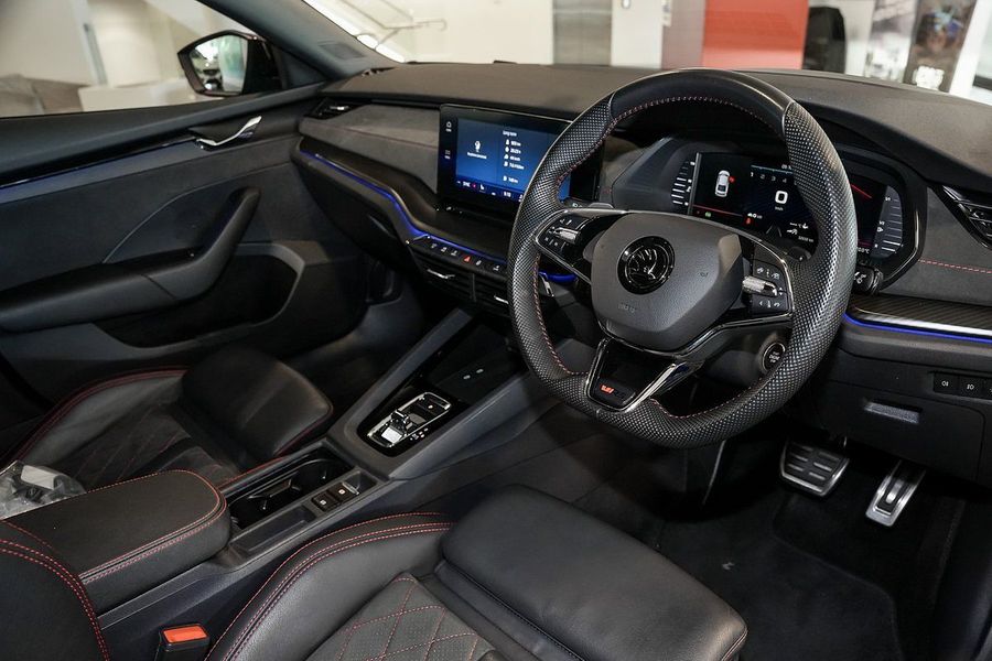 2022 SKODA Octavia RS NX Photo 6