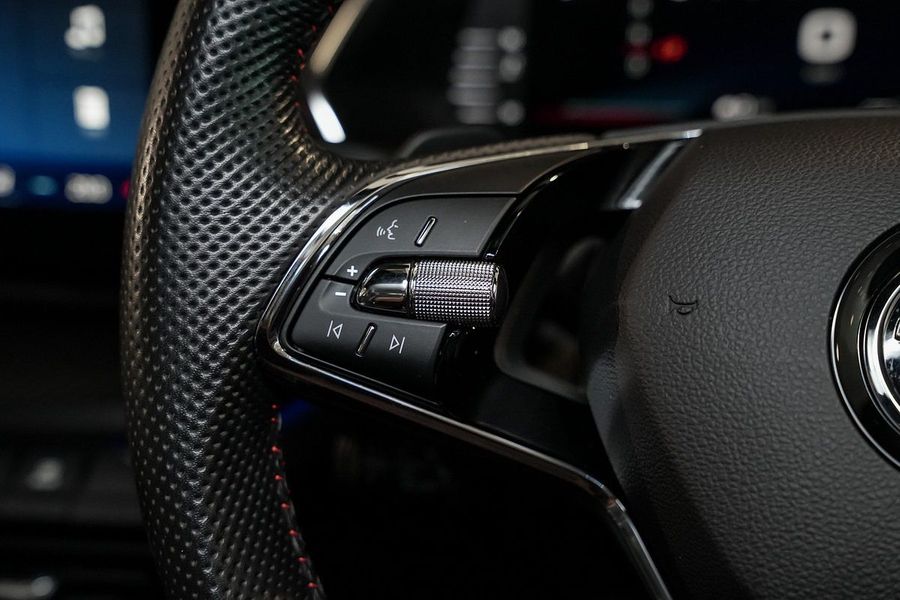 2022 SKODA Octavia RS NX Photo 17