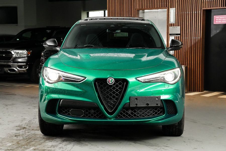 2022 Alfa Romeo Stelvio Quadrifoglio Series 3 Photo 5