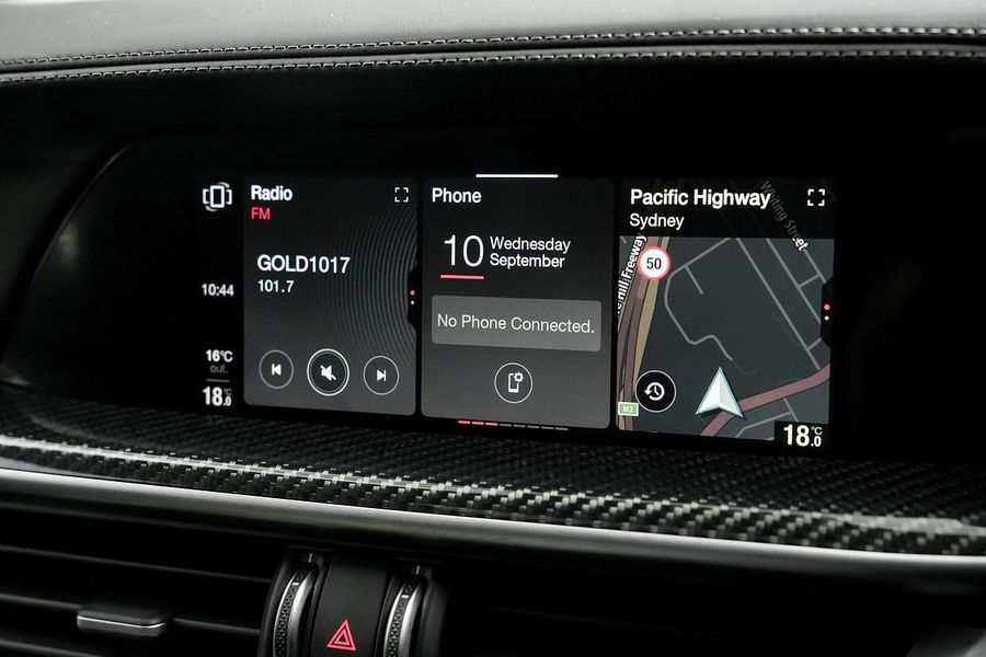 2022 Alfa Romeo Stelvio Quadrifoglio Series 3 Photo 15