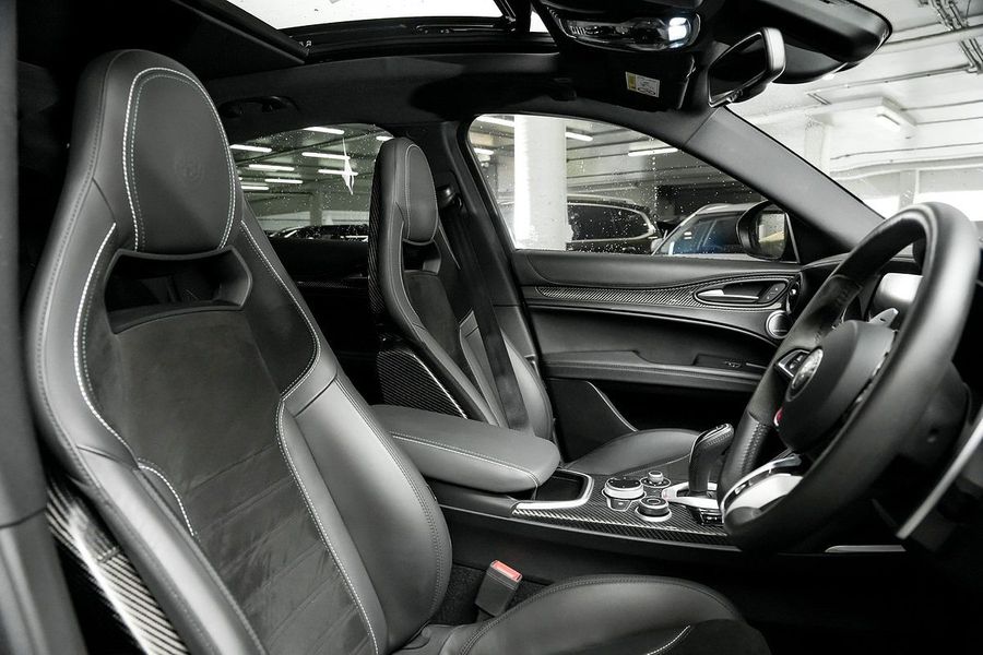 2022 Alfa Romeo Stelvio Quadrifoglio Series 3 Photo 10